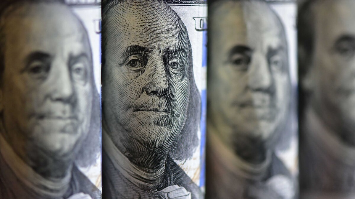 İngiltere'nin kamu borcu ilk kez 4 trilyon doları aştı