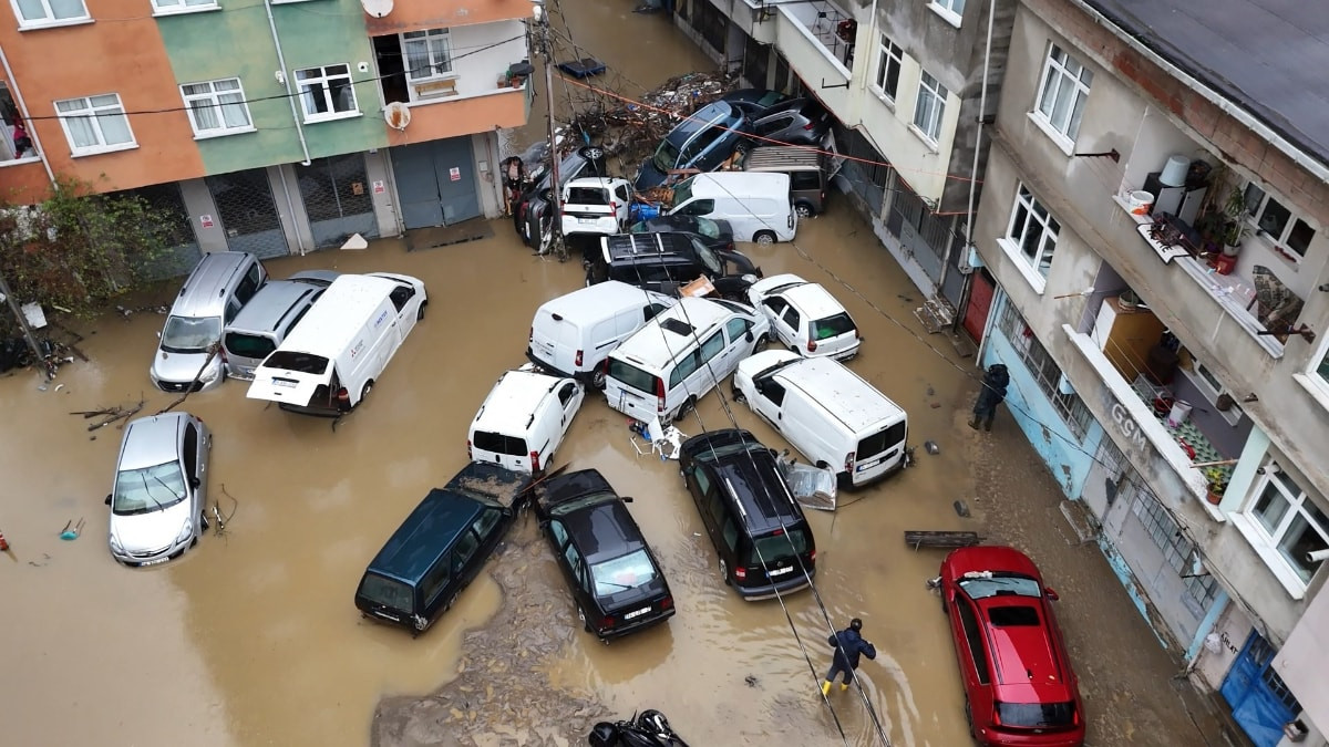 Selde zarar gören araçlar için adım adım hasar rehberi